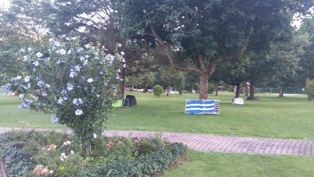 Ferienwohnung Christian Am Ossiachersee Bodensdorf Bagian luar foto