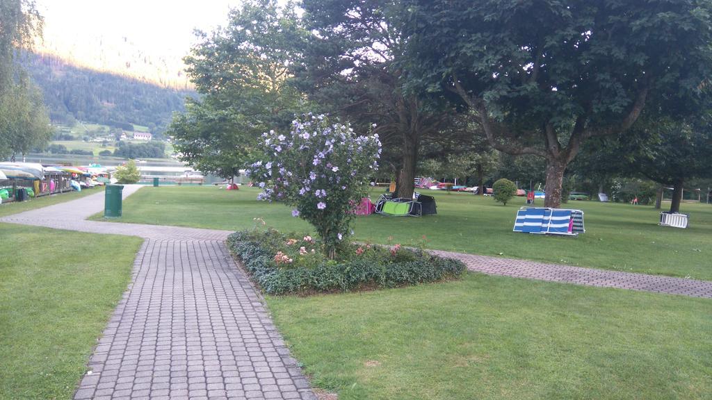 Ferienwohnung Christian Am Ossiachersee Bodensdorf Bagian luar foto